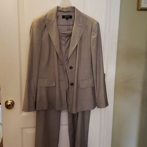 Kasper 2 piece suit grey pinstripe